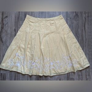 Talbots butter yellow 100% cotton Elegant Embroidered Skirt floral boho cottage